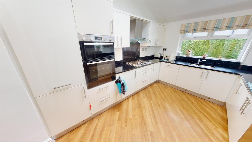 Grange Drive Kitchen