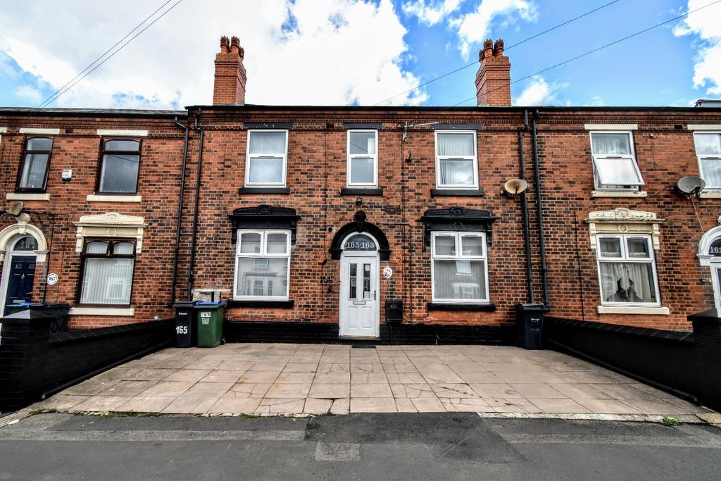 2 Units in Bromford Lane, West Bromwich, B70 7HR 9 bed terraced house