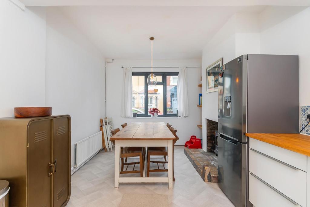 TEERTSETAGA01 - Kitchen.Diner F.jpg