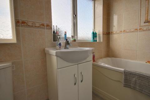 168 Hull Road, Hull, HU5 4AH