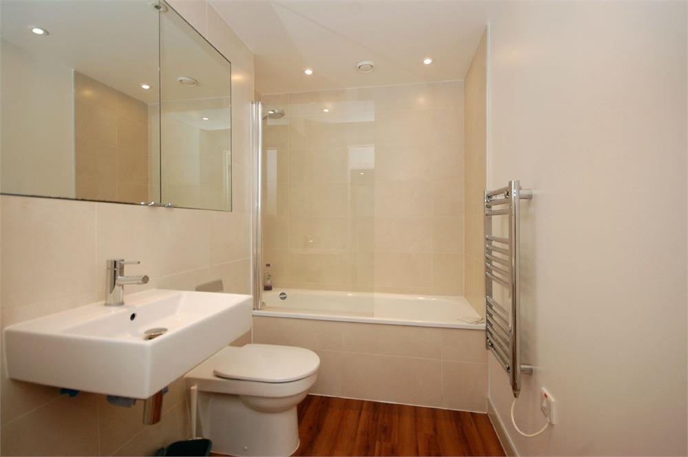 Bath 1.jpg