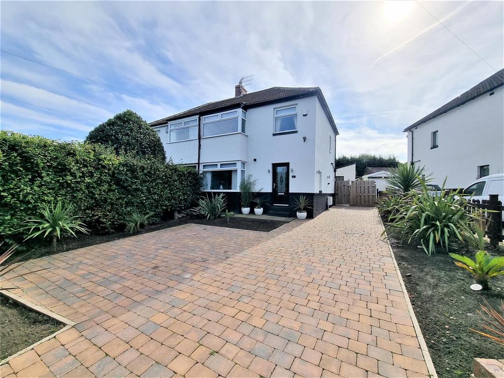Upper Carr Lane, Calverley, Pudsey 3 bed semidetached house £395,000