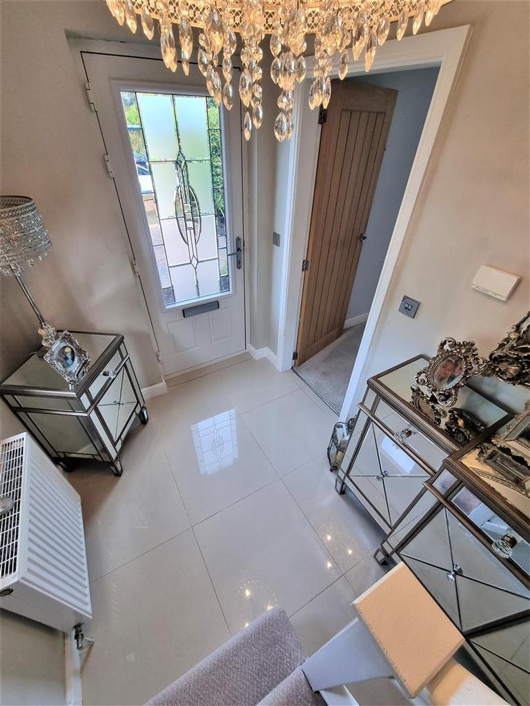 Upper Carr Lane, Calverley, Pudsey 3 bed semidetached house £395,000