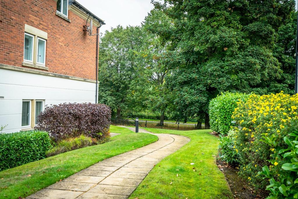 Riverside Lodge, Road, York 2 bed apartment £395,000