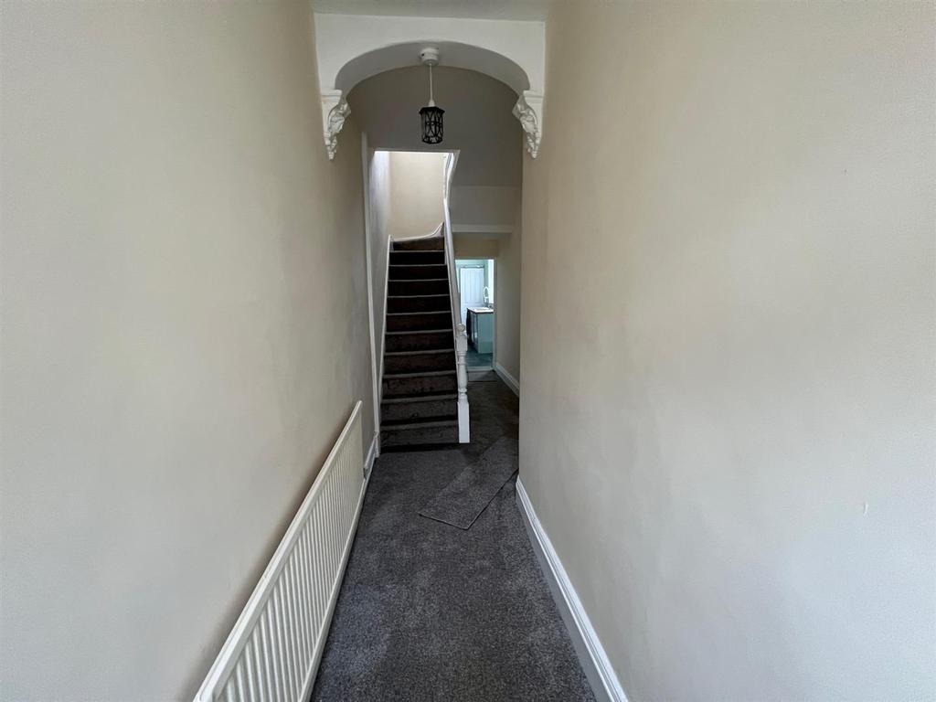 Hick Street, Llanelli 2 bed terraced house for sale £99,995