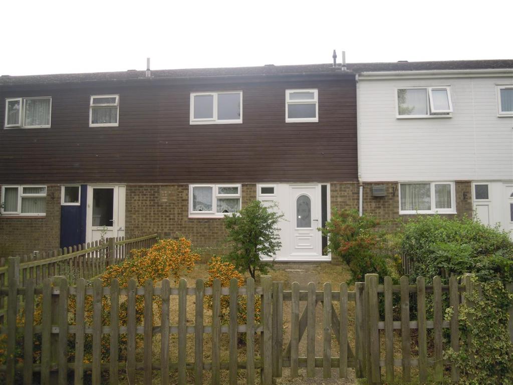 Essendyke, Bretton, Peterborough 3 bed terraced house £850 pcm (£196 pw)
