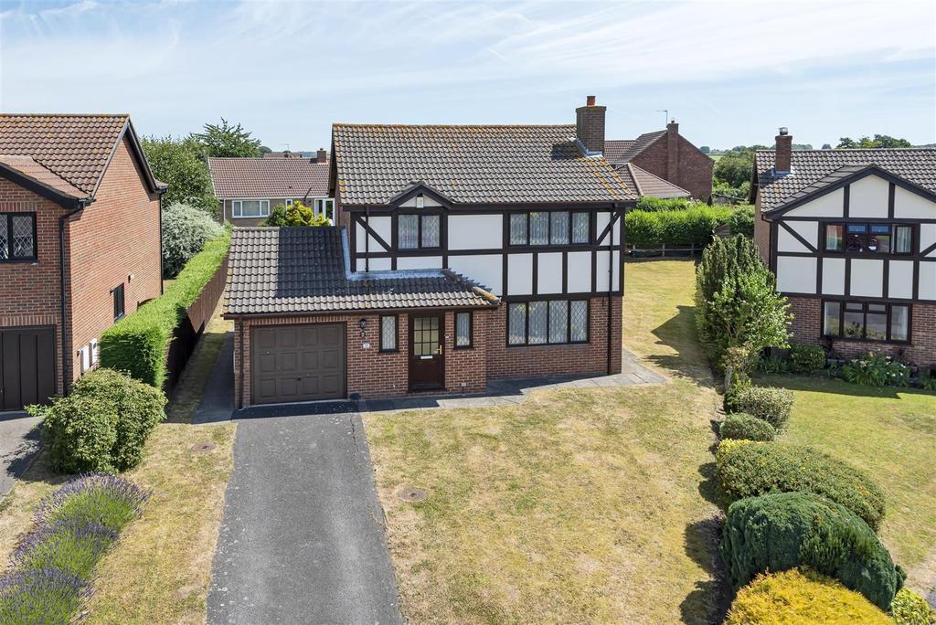 Tudor Park, Horncastle, Lincs, LN9 5EZ 3 bed detached house for sale £270,000