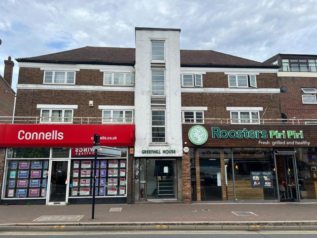 Station Road, Harrow, HA1 2 bed flat £1,295 pcm (£299 pw)
