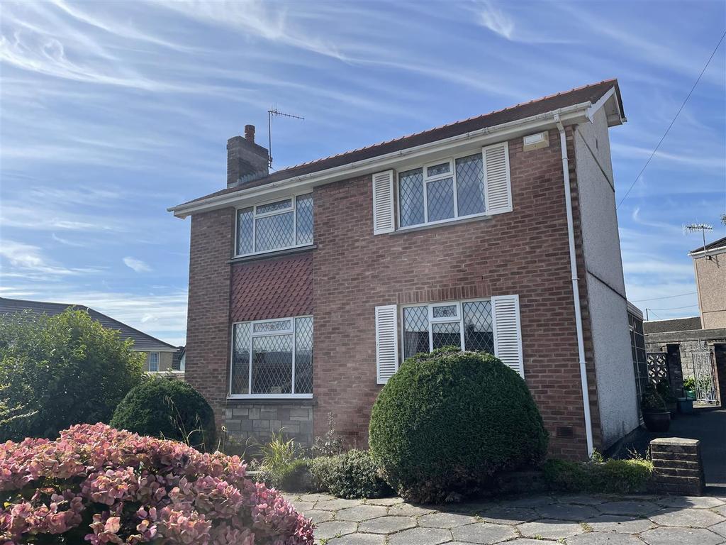 Old Road, Skewen, Neath 3 bed detached house for sale £250,000
