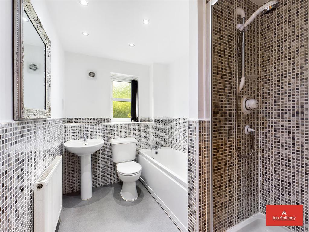 Family bathroom