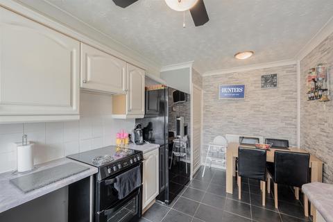 275 Bromley Lane, Kingswinford, DY6 8TB