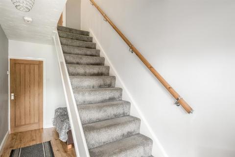275 Bromley Lane, Kingswinford, DY6 8TB