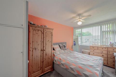275 Bromley Lane, Kingswinford, DY6 8TB