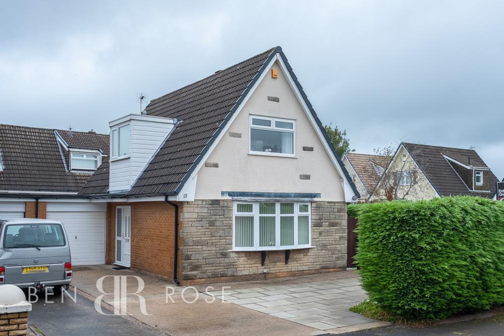 Bispham Avenue, Farington Moss, Leyland 2 bed detached house £224,950