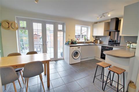 44 Orchard Rise, Tibberton, Gloucester, GL19 3AT