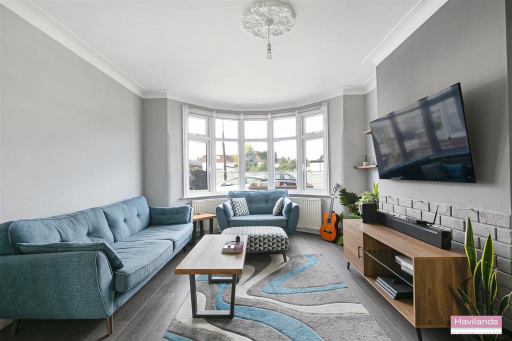 Madeira Road, Palmers Green, N13 3 bed end of terrace house £625,000