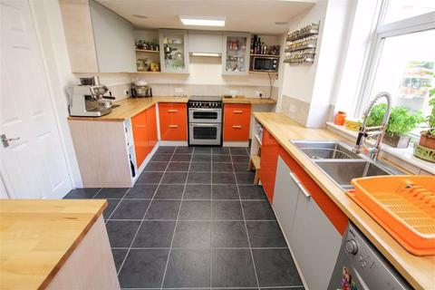 4 bedroom semi-detached house for sale - Whitehall Road, Wortley, Leeds, West Yorkshire, LS12
