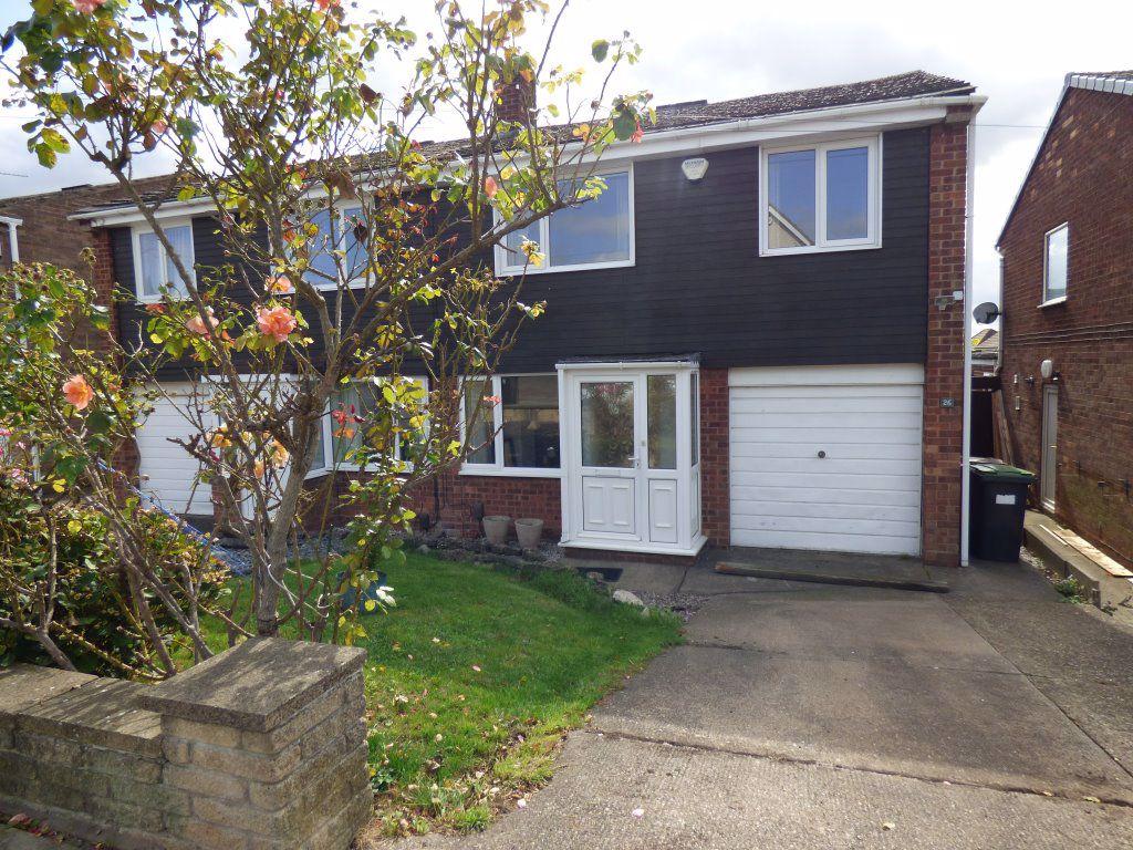 Sisley Avenue, Stapleford NG9 7HT 3 bed semidetached house £950 pcm