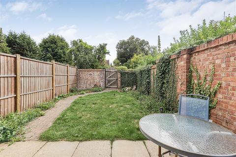 11 Moss Close, Caversham, Reading, RG4 5HH