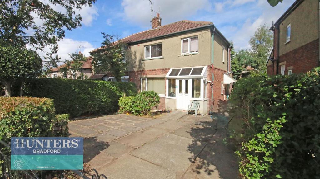 Ashbourne Way, Bradford 3 bed semidetached house £130,000