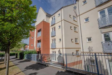 46 Arnold Road, Mangotsfield, Bristol, BS16 9LB