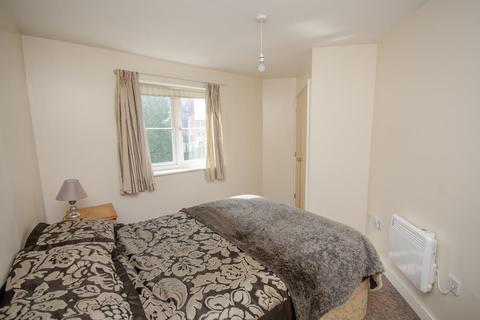 46 Arnold Road, Mangotsfield, Bristol, BS16 9LB