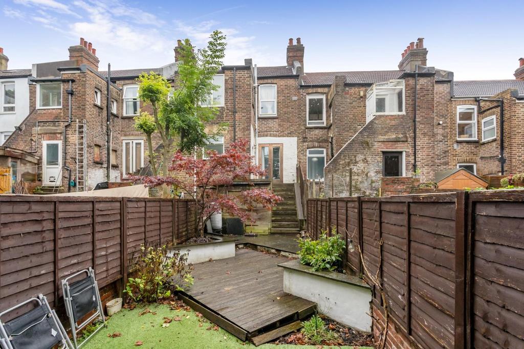 Shanklin Road, Brighton 2 bed flat for sale £325,000