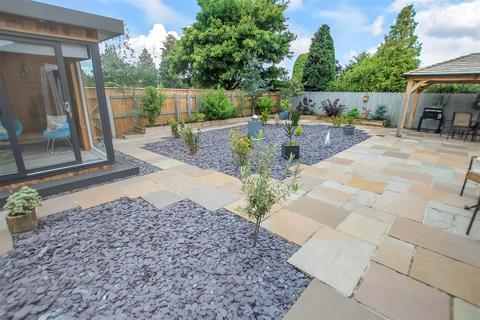24 Acle Meadows, Newton Aycliffe, DL5 4XD