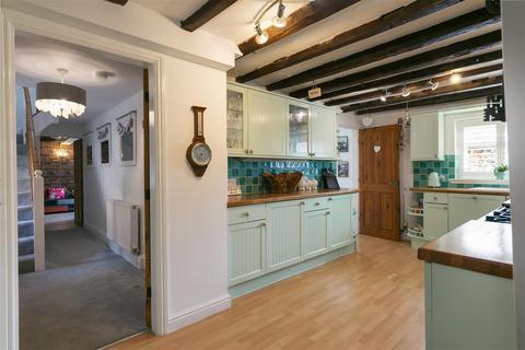 Harwood Cottage Town Street, Shiptonthorpe, York, YO43 3PA
