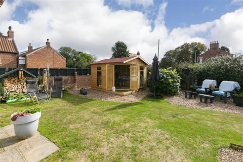 Harwood Cottage Town Street, Shiptonthorpe, York, YO43 3PA