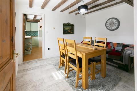 Harwood Cottage Town Street, Shiptonthorpe, York, YO43 3PA