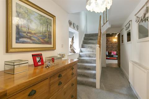 Harwood Cottage Town Street, Shiptonthorpe, York, YO43 3PA