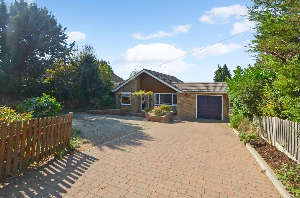 Dashwood Rise, Duns Tew, Bicester 4 bed detached bungalow for sale £