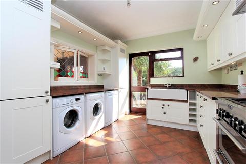 151 New Road, London, E4 9EZ