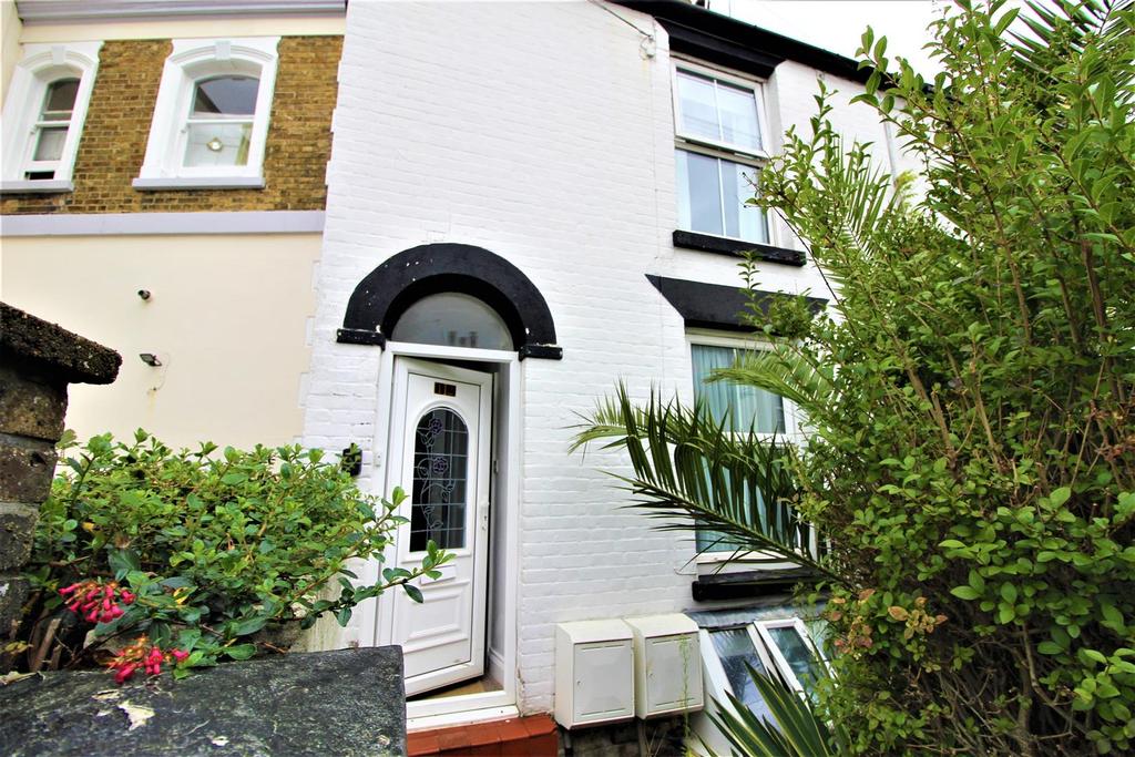 Wellington Road, Deal 4 bed cottage £1,600 pcm (£369 pw)