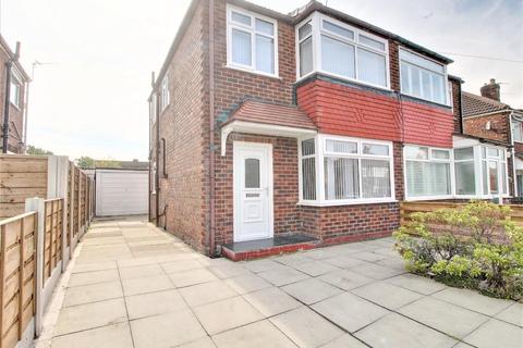 3 bedroom semi-detached house for sale - Ruthin Avenue, Middleton, Manchester, M24 1FG