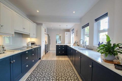 18 Matlock Road, Caversham, Reading, RG4 7BS