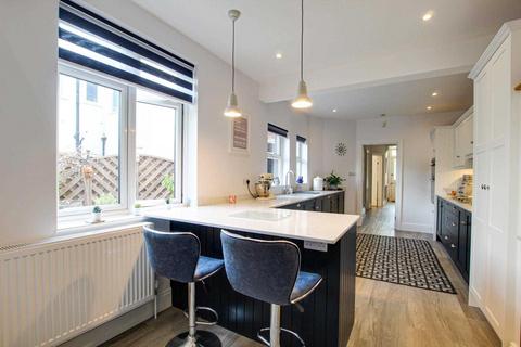 18 Matlock Road, Caversham, Reading, RG4 7BS