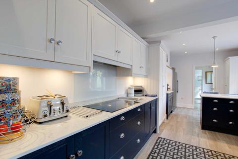 18 Matlock Road, Caversham, Reading, RG4 7BS