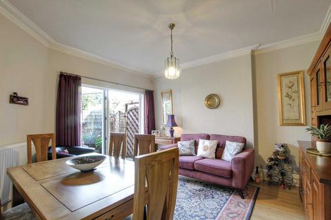 18 Matlock Road, Caversham, Reading, RG4 7BS