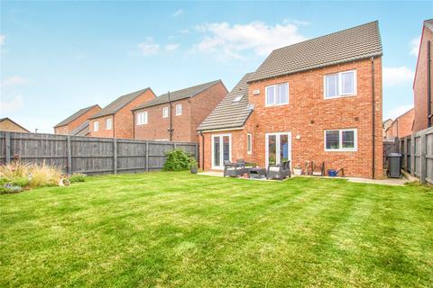 4 bedroom detached house for sale - Holt Close, Stainsby Hall Farm