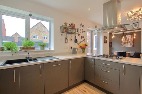4 bedroom detached house for sale - Holt Close, Stainsby Hall Farm