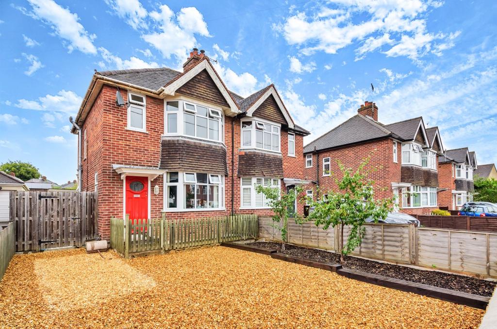 Rodden Road, Frome, BA11 3 bed semidetached house for sale £385,000