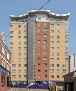 2 bedroom flat to rent - Spectrum Tower, 2-20 Hainault Street, Ilford IG1 4GZ