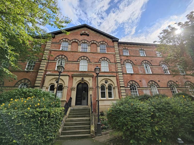 NORTHGATE LODGE, SKINNER LANE, PONTEFRACT, WF8 1LZ 2 bed property £