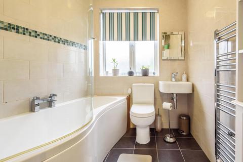 244a Grand Drive, Raynes Park, London, SW20 9NE