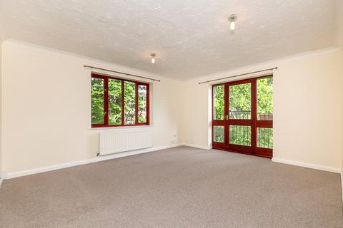 2 bedroom apartment for sale, St. Annes Mount, REDHILL, Surrey, RH1