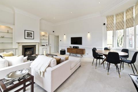 2 bedroom apartment to rent, Cadogan Square, Knightsbridge, SW1