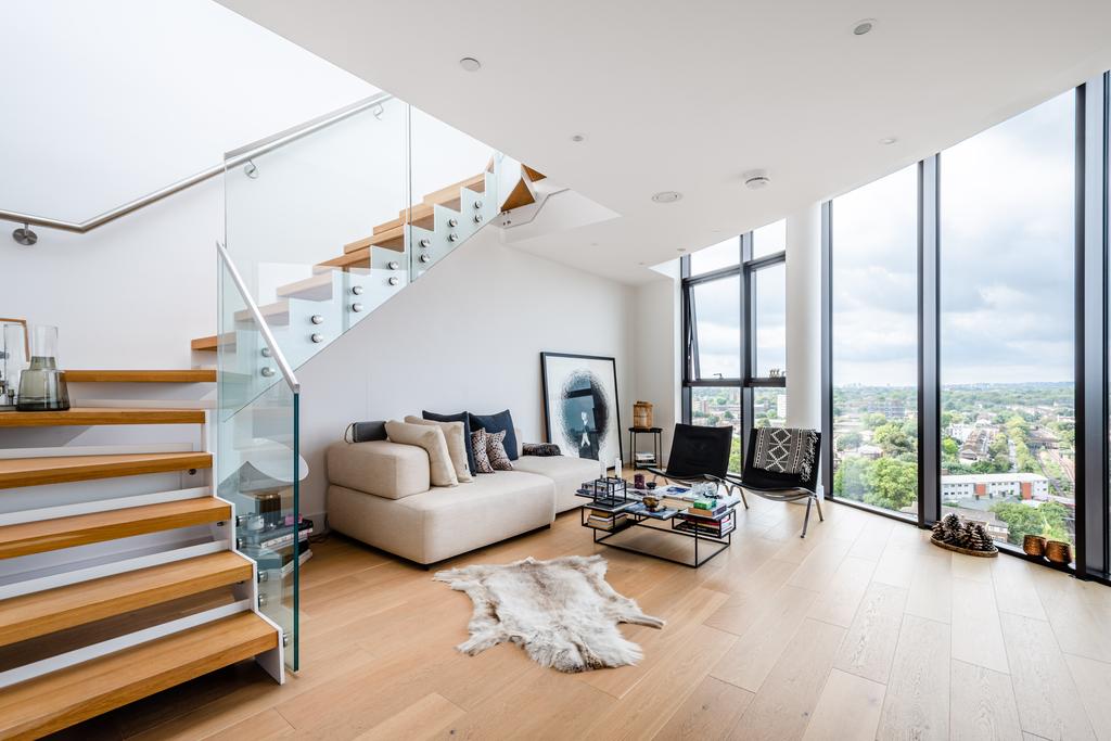Kingsland High Street, Dalston, London, E8 2 bed penthouse for sale £