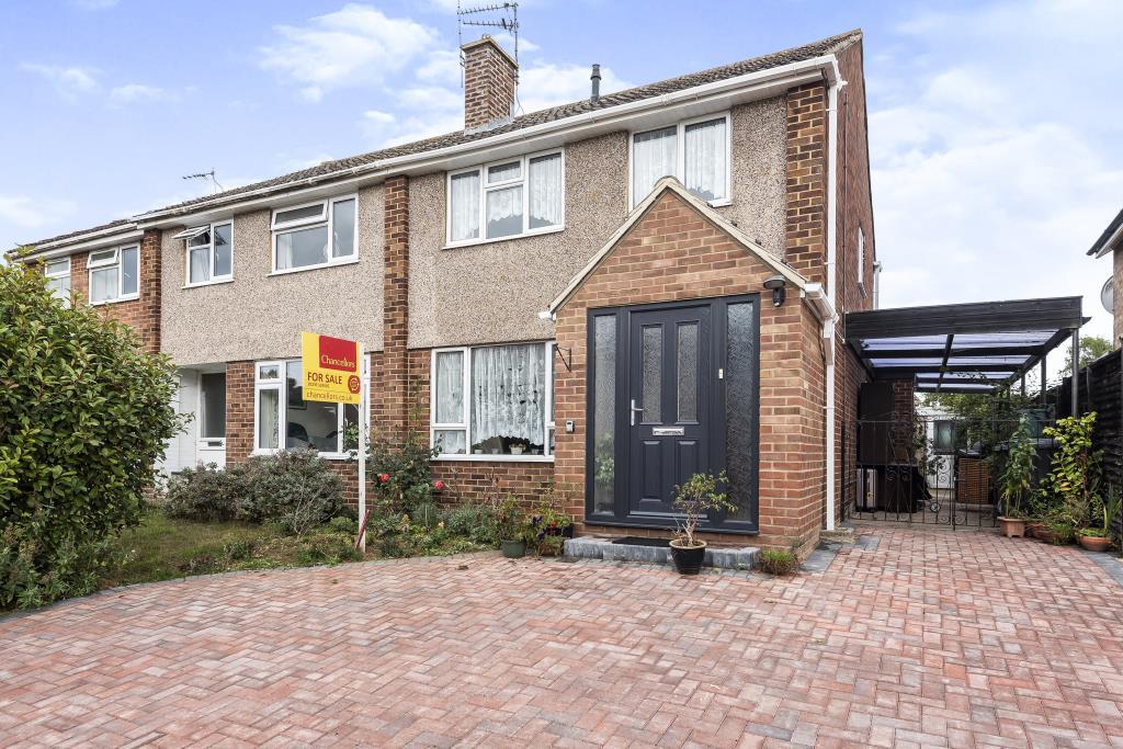 Baker Road, Abingdon, Oxfordshire, 3 bed semidetached house £375,000